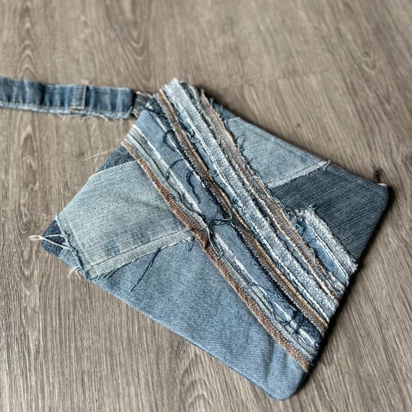 HANDMADE | Upcycled Jean Clutch - Picture 1 of 4
